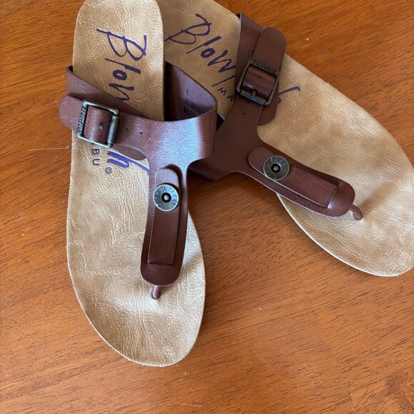 Blowfish Women Brown Barro Thong Sandals/shoes Adjustable Slip On Size 8 - Picture 1 of 3